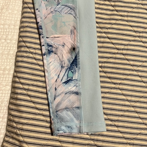 Gymshark high waisted small long leggings - Picture 2 of 3